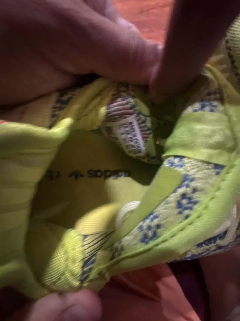 Adidas Yeezy Boost 350 V2 Semi Frozen Yellow B37572